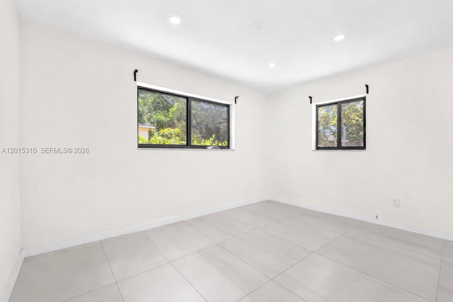 621 SW 33rd Ave # 621