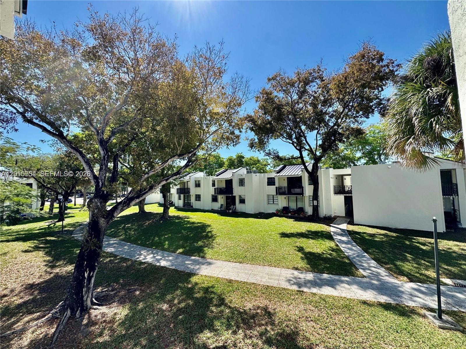 3610 SW 114th Ave # 202 Unit: 4-202