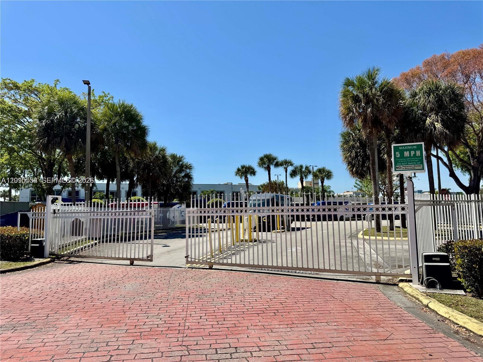 3610 SW 114th Ave # 202 Unit: 4-202