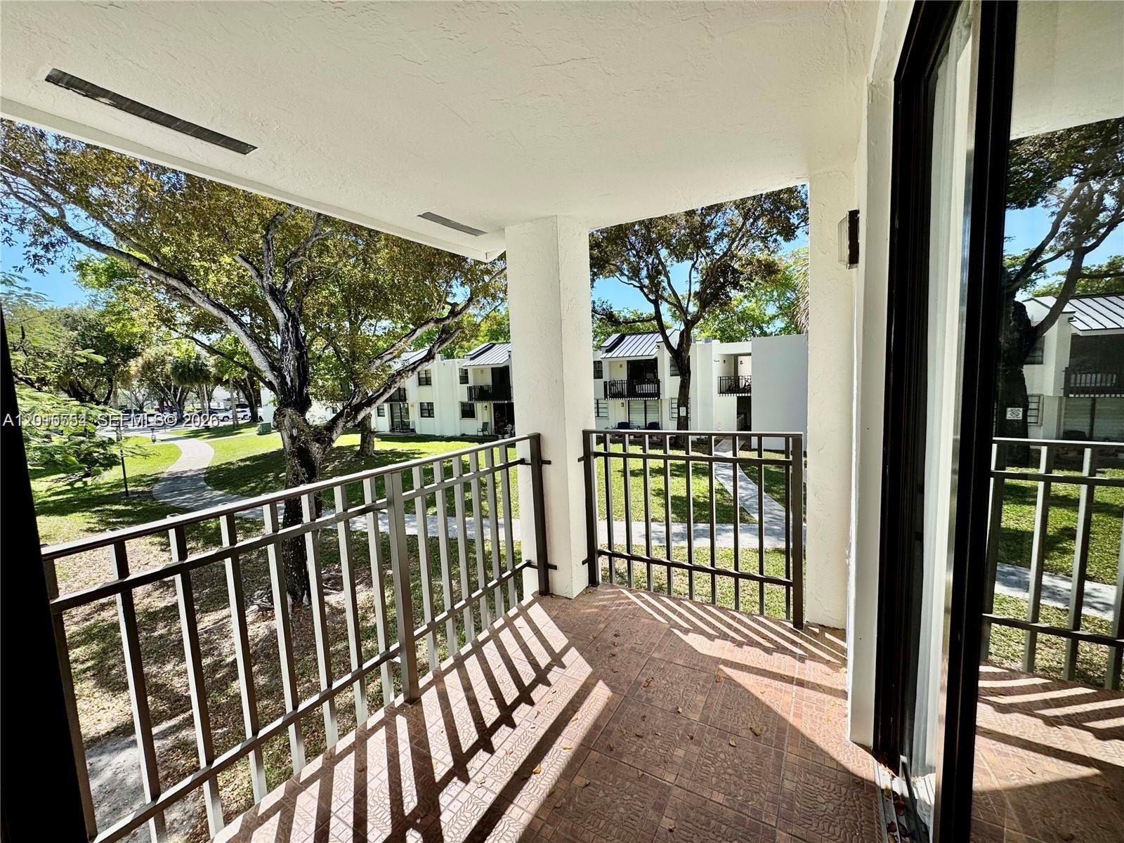 3610 SW 114th Ave # 202 Unit: 4-202