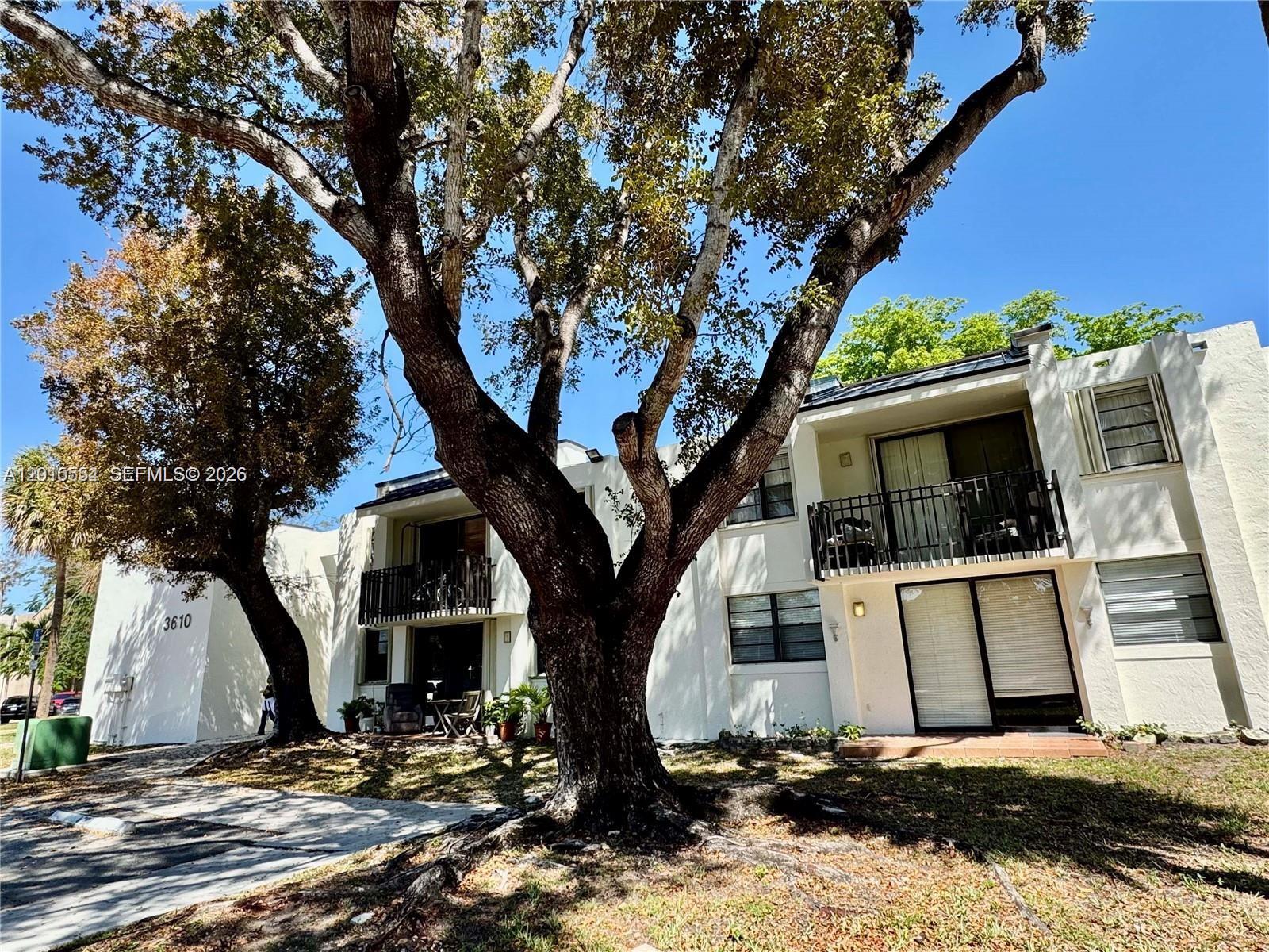 3610 SW 114th Ave # 202 Unit: 4-202