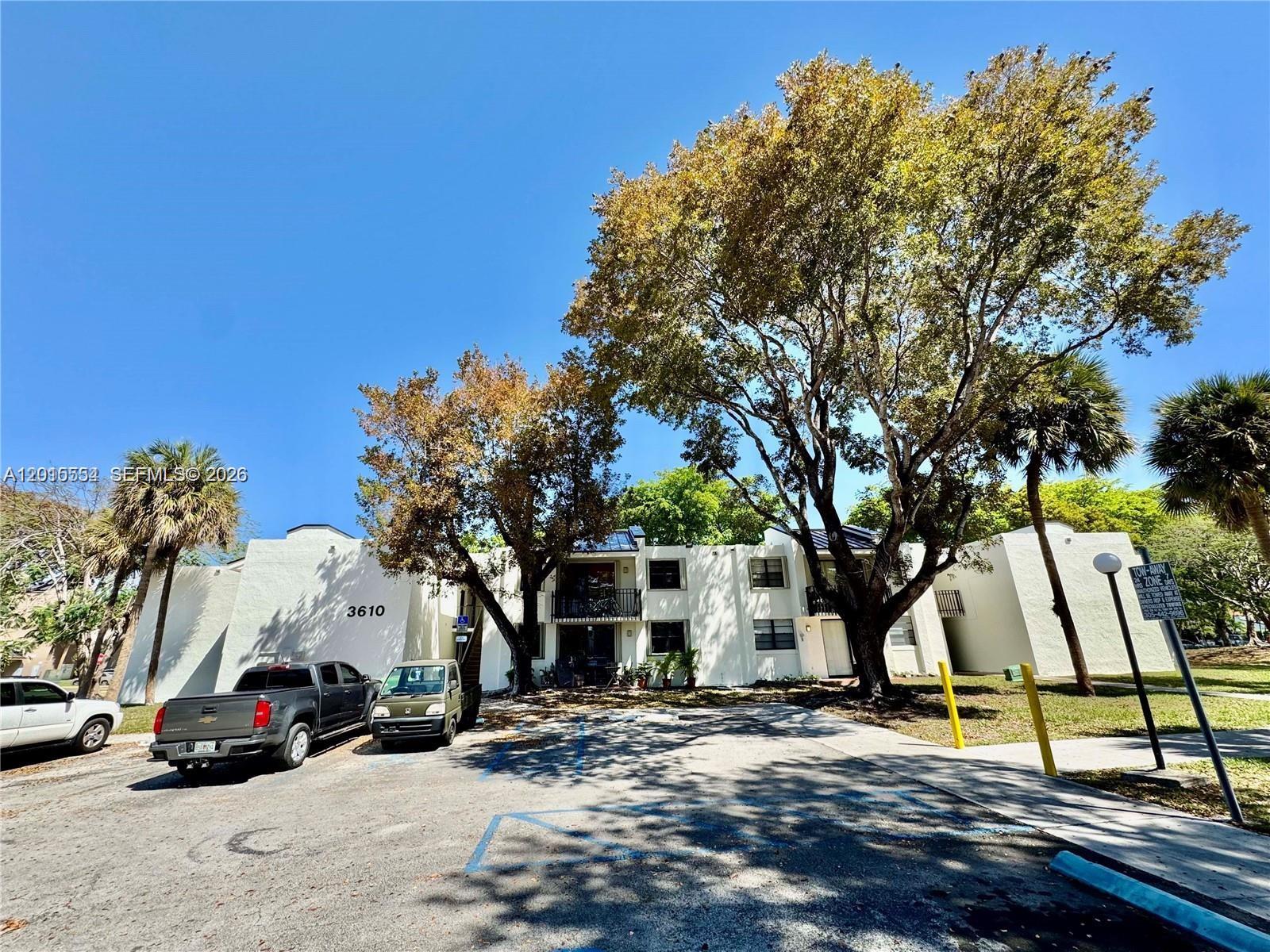 3610 SW 114th Ave # 202 Unit: 4-202