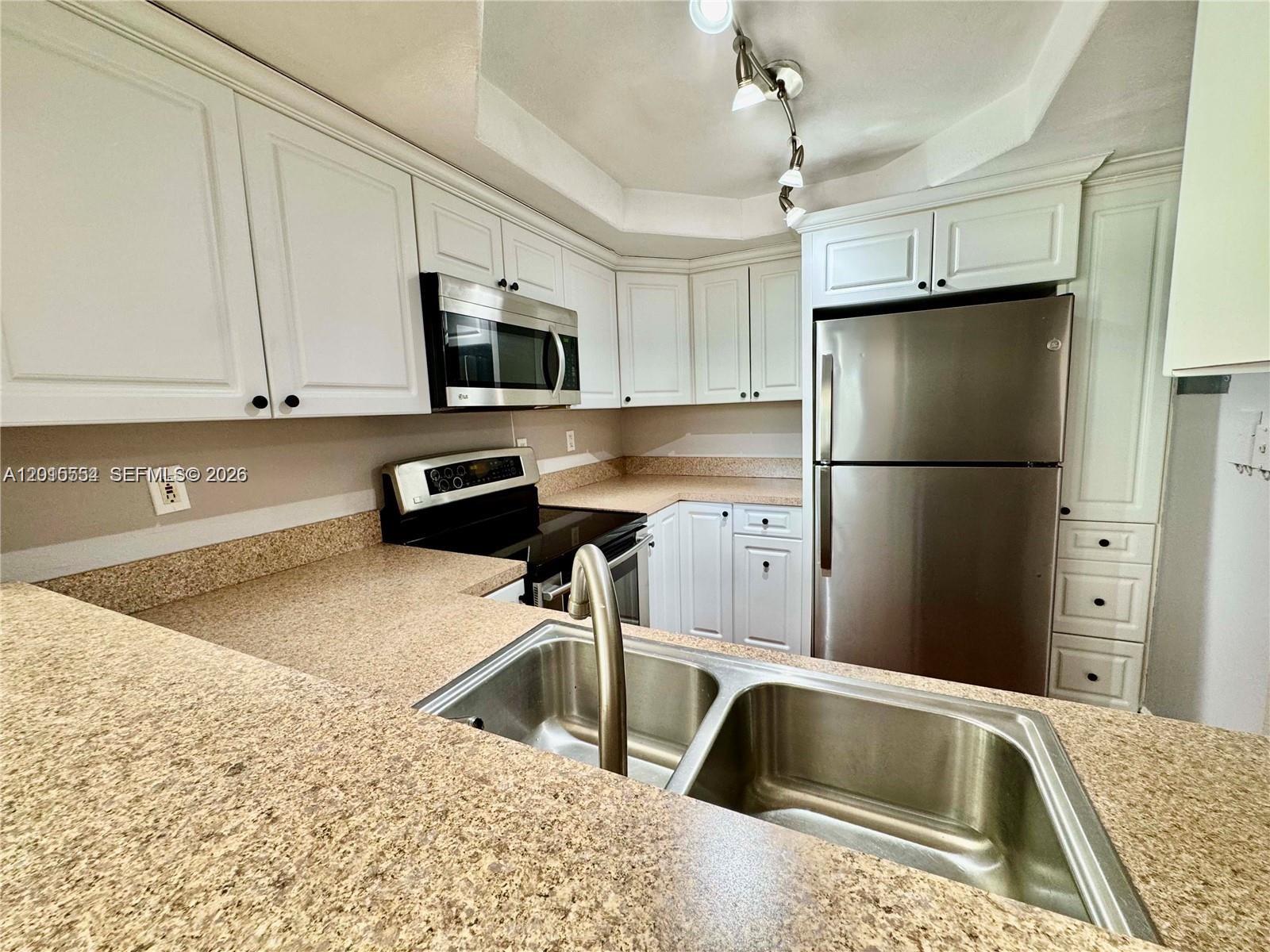 3610 SW 114th Ave # 202 Unit: 4-202