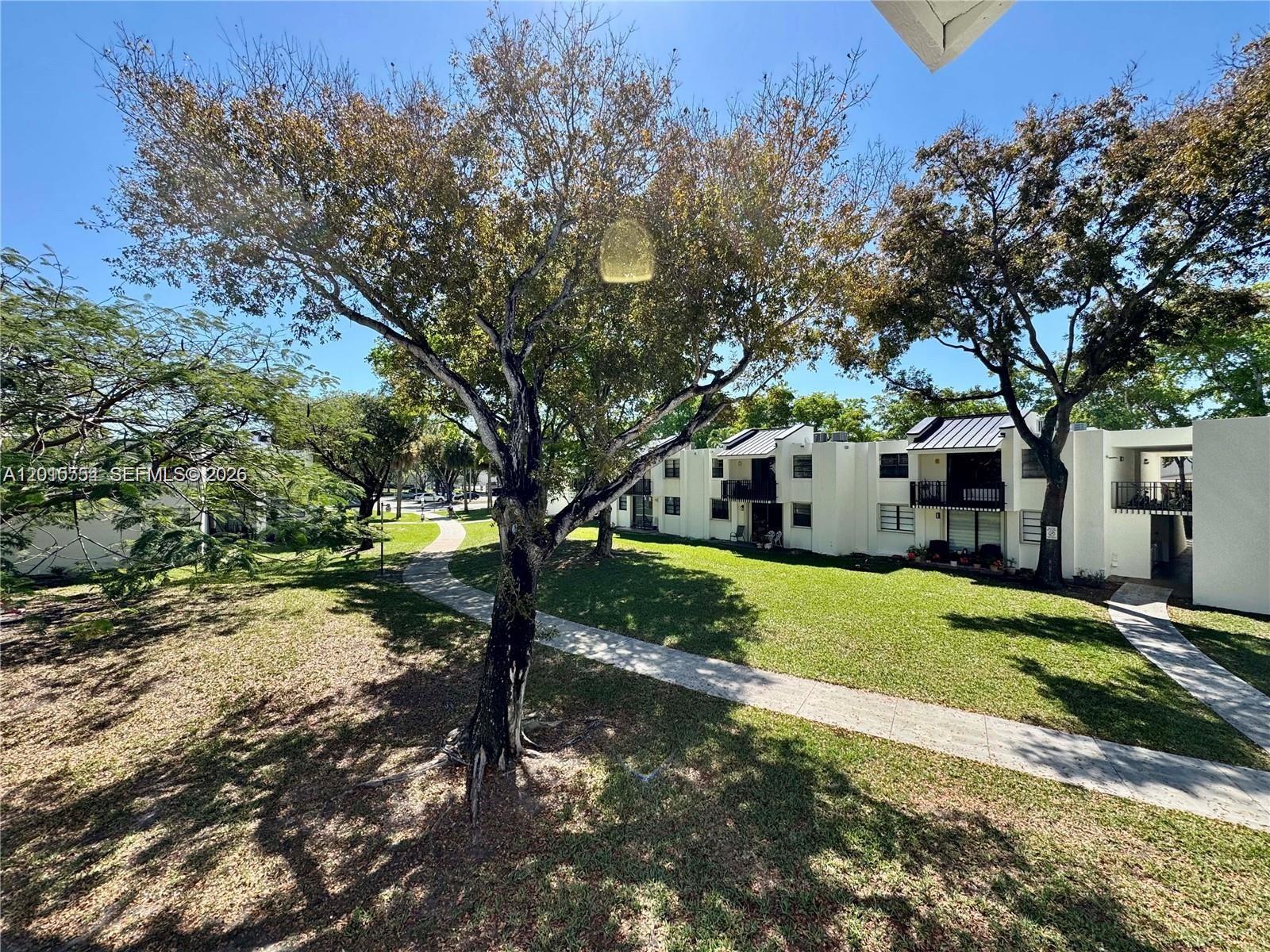 3610 SW 114th Ave # 202 Unit: 4-202