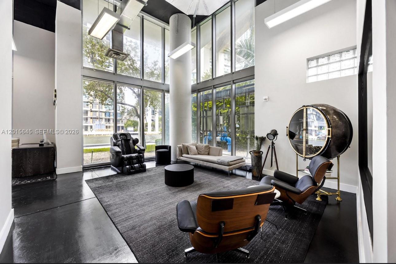 92 SW 3rd St Unit: CU1B