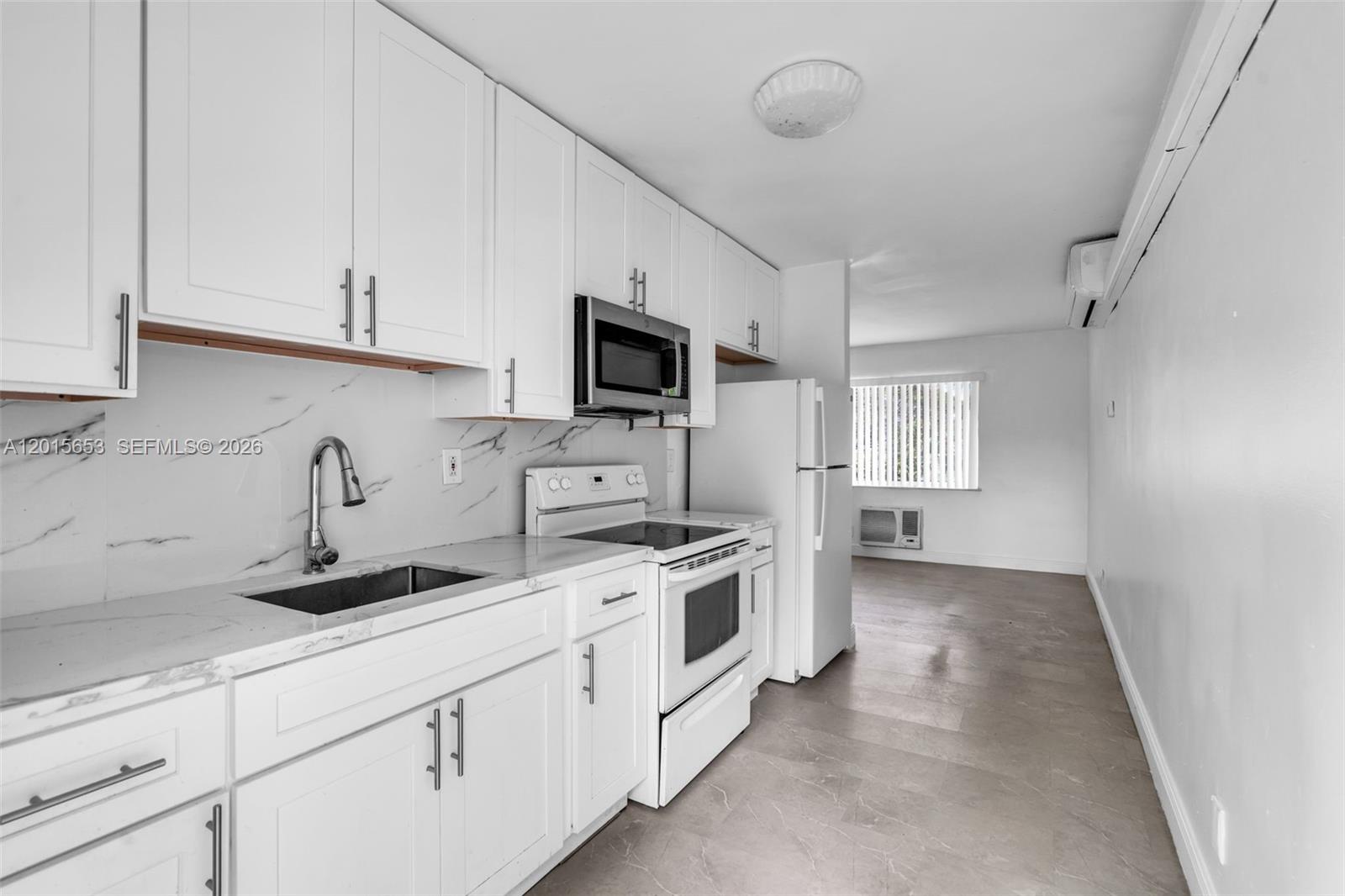 645 NW 15th Ave # 1