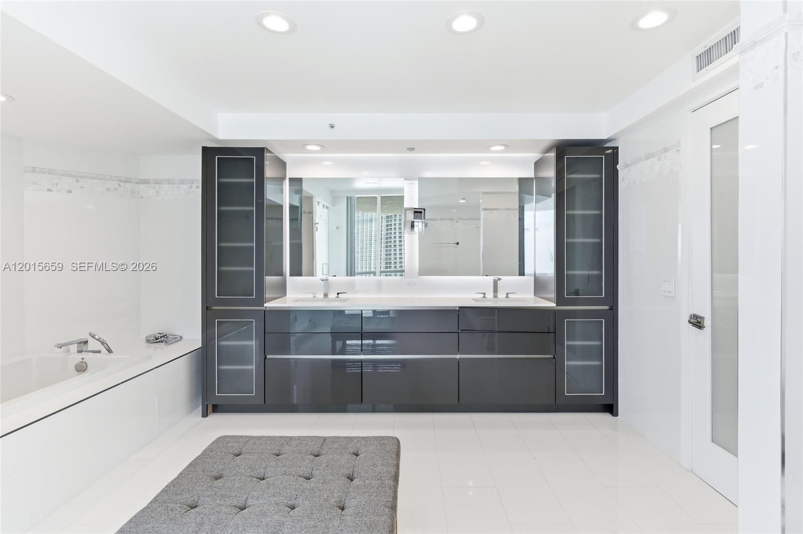 16400 Collins Ave Unit: PH41