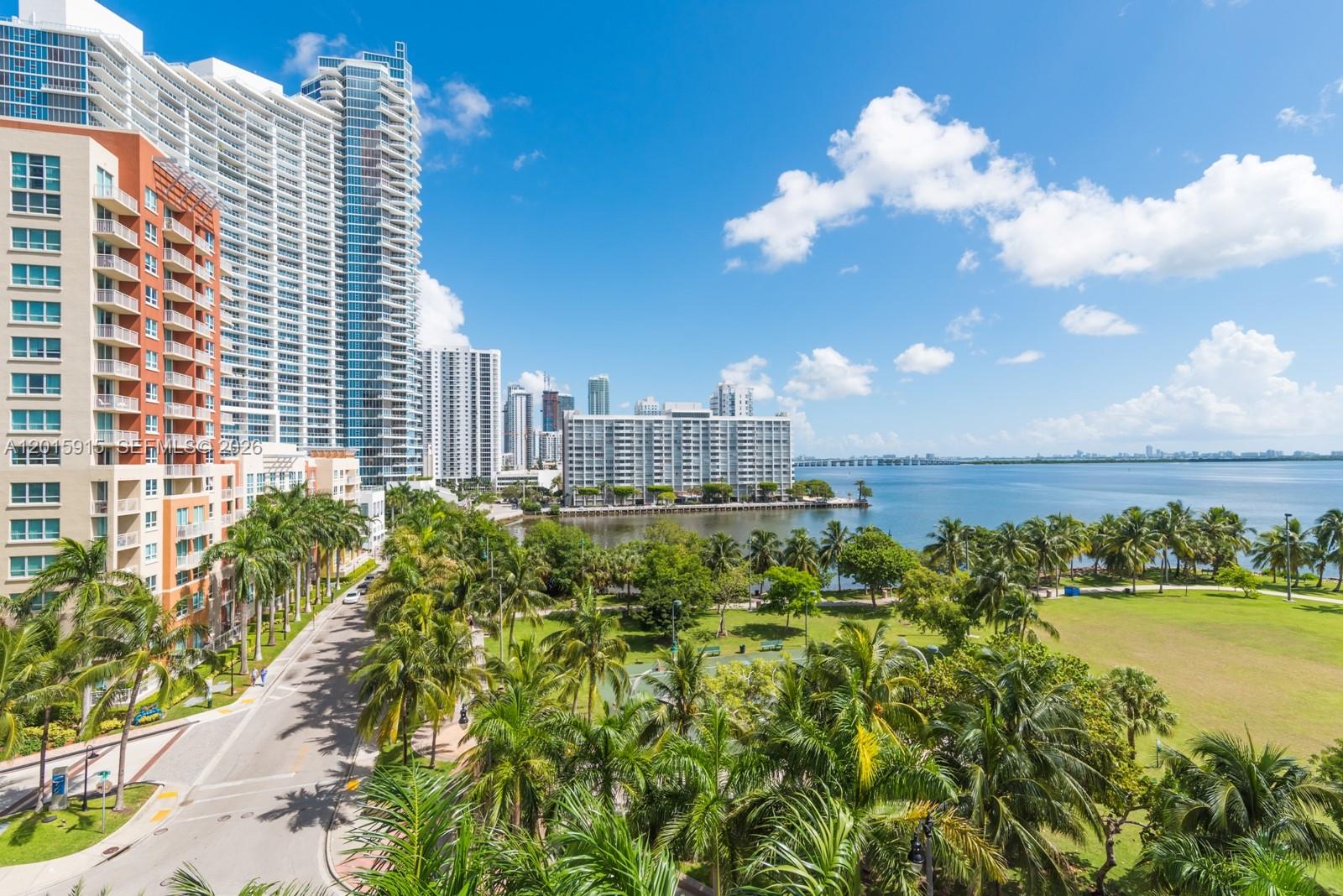 2000 N Bayshore Dr # 307