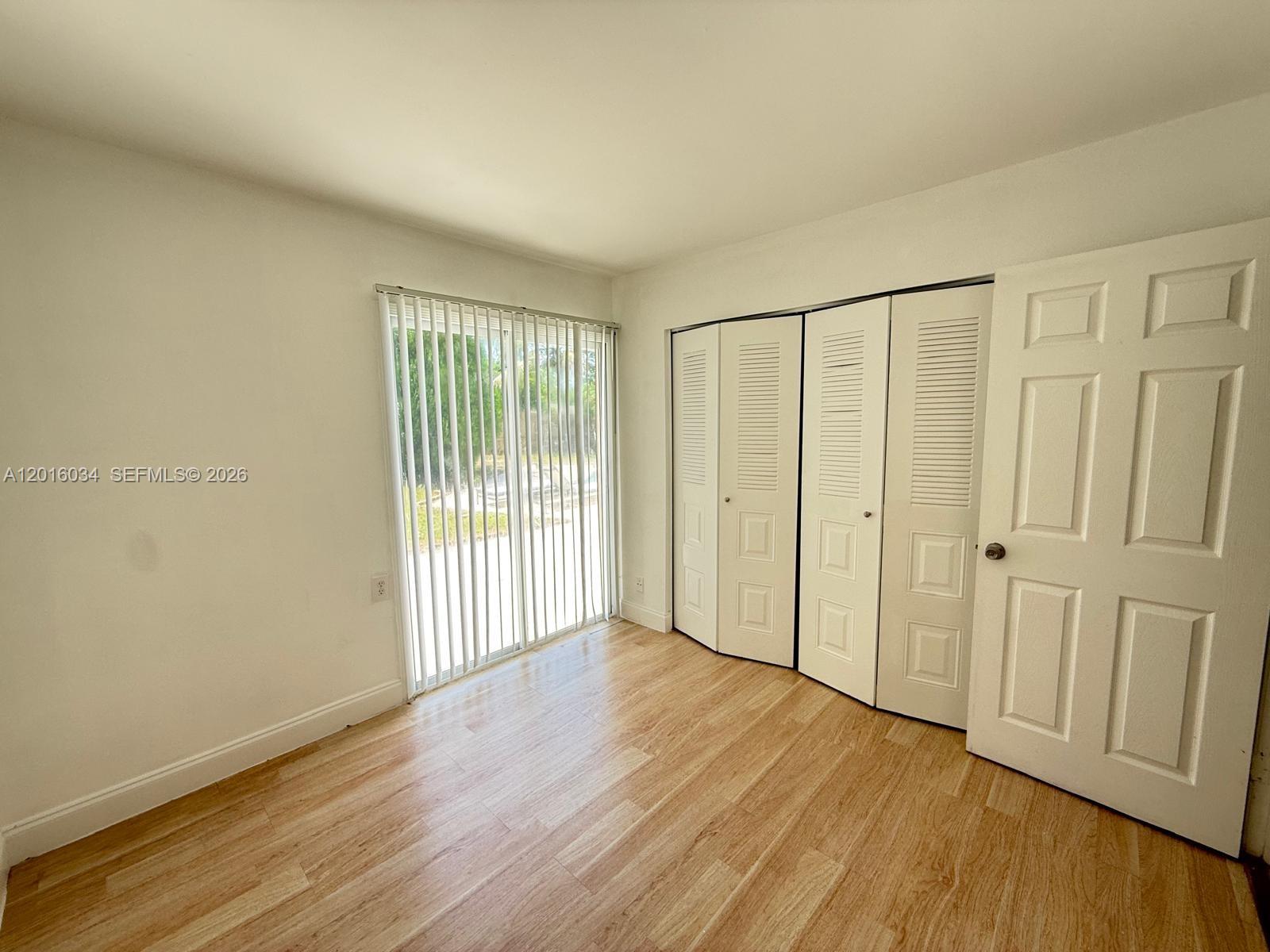 11143 E Model Cir E