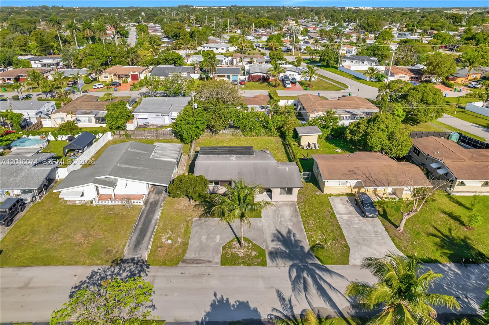 2512 Alcazar Dr