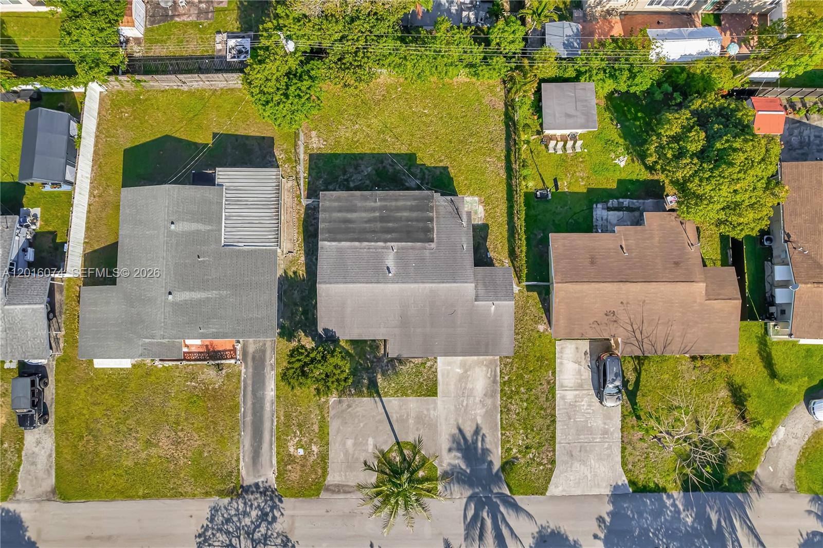 2512 Alcazar Dr