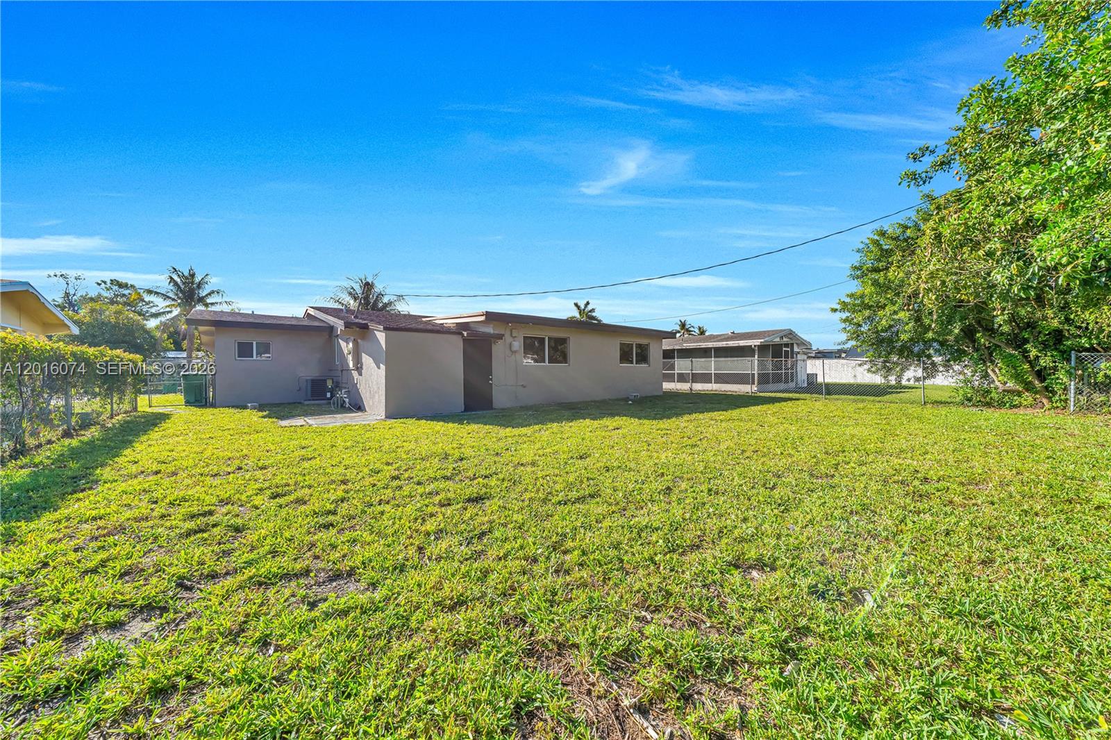 2512 Alcazar Dr