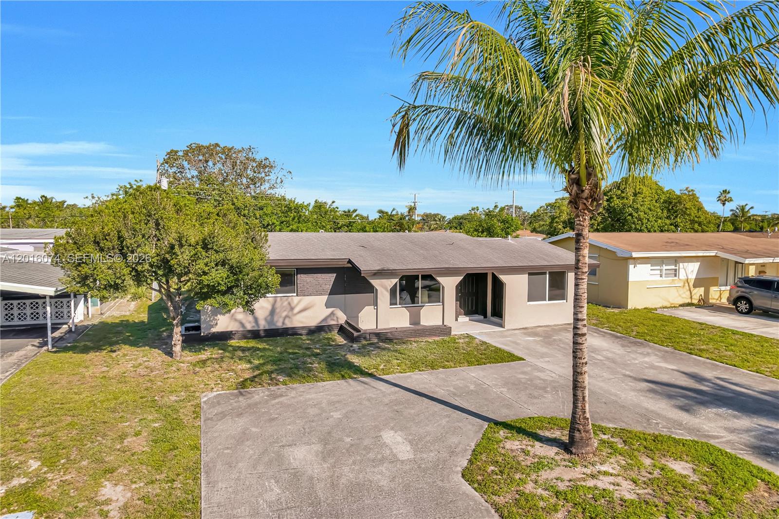 2512 Alcazar Dr