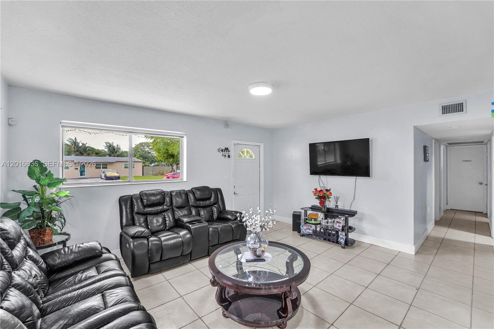 900 N 70th Ave