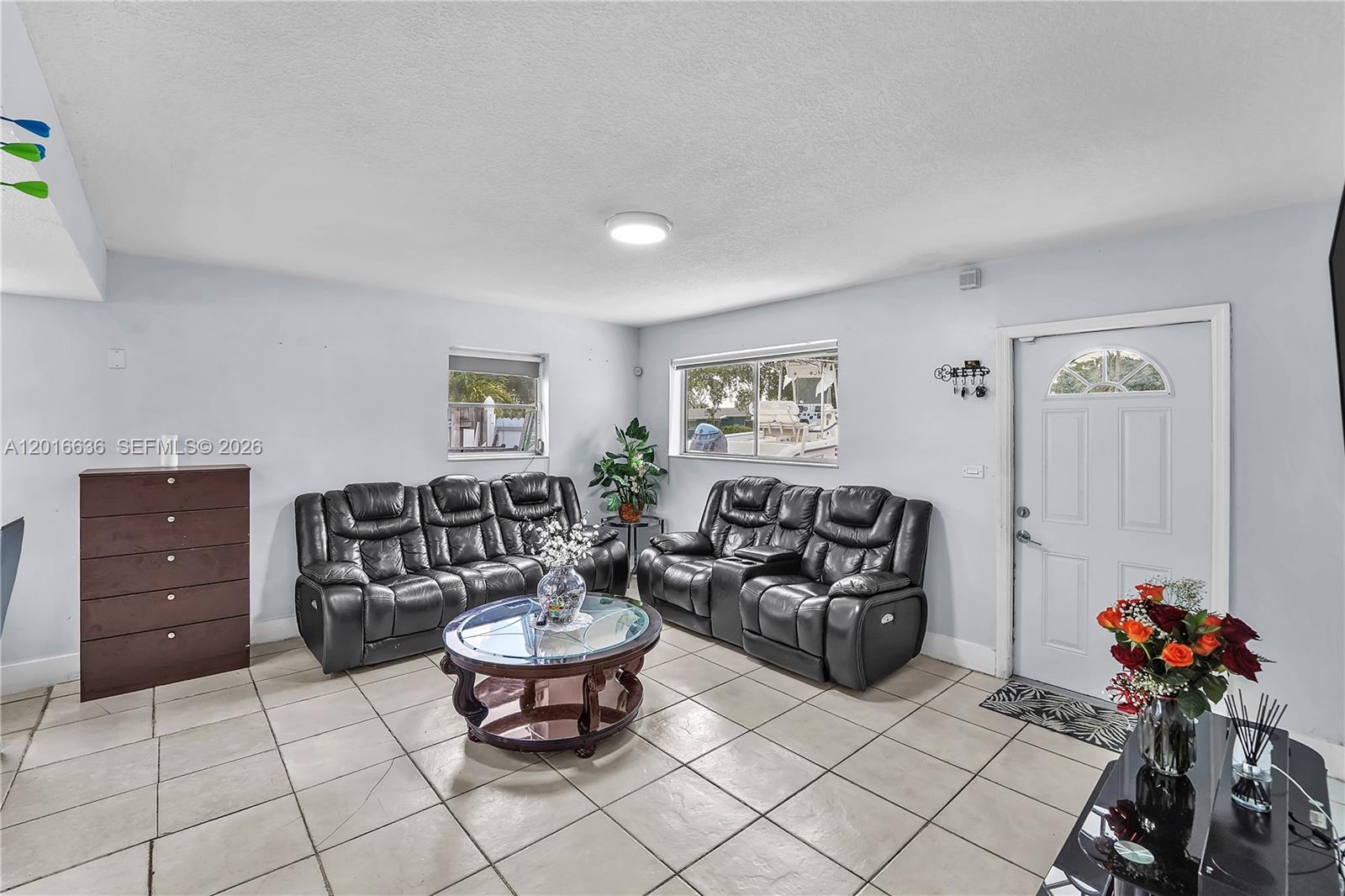 900 N 70th Ave