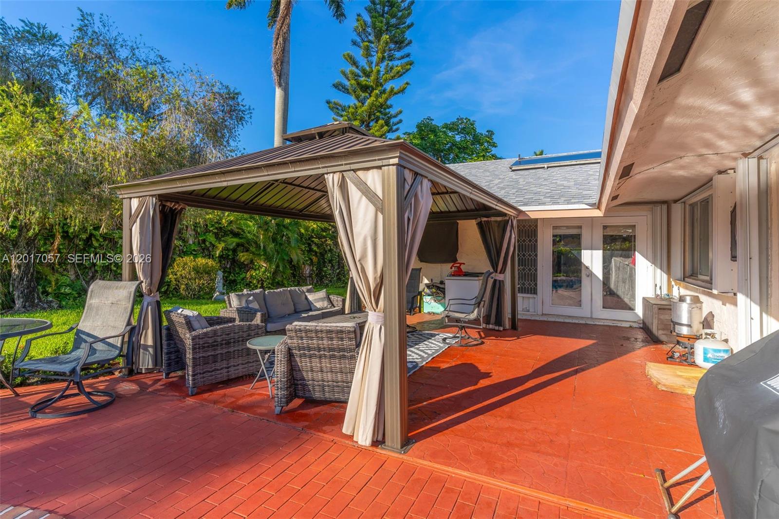 9470 NW 33rd Mnr