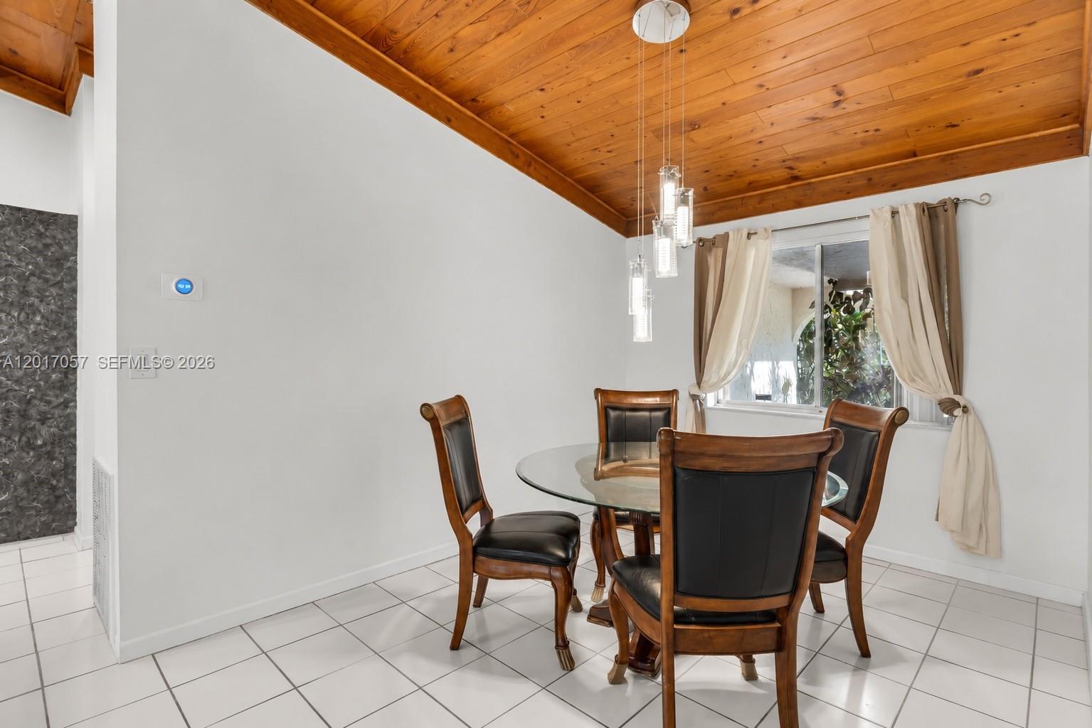 9470 NW 33rd Mnr