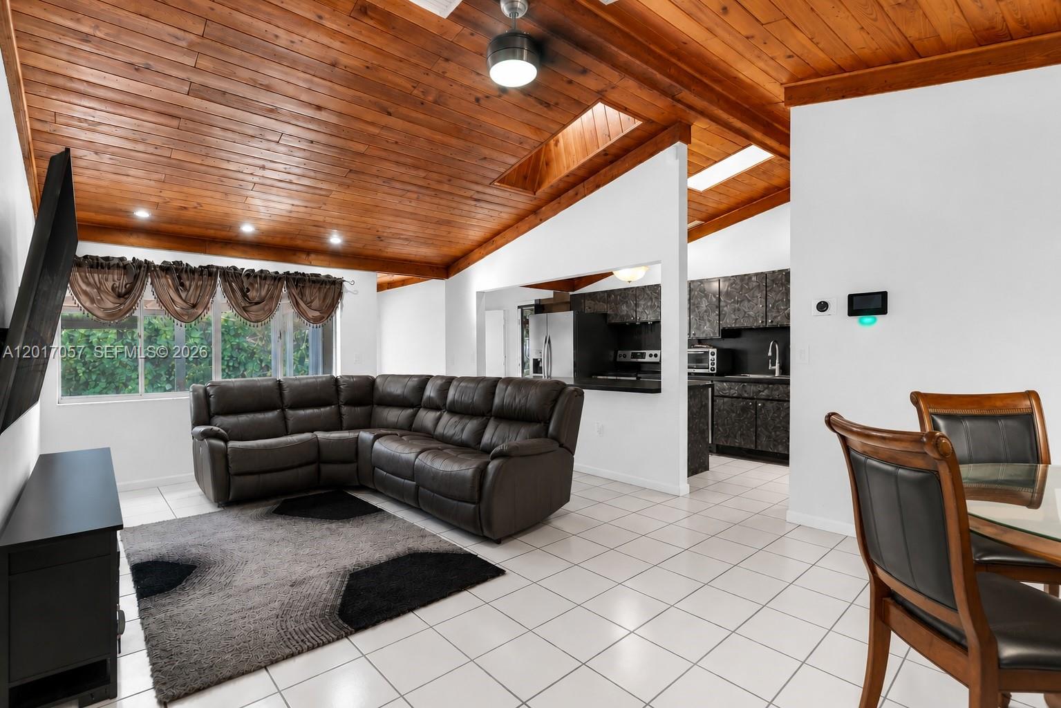 9470 NW 33rd Mnr