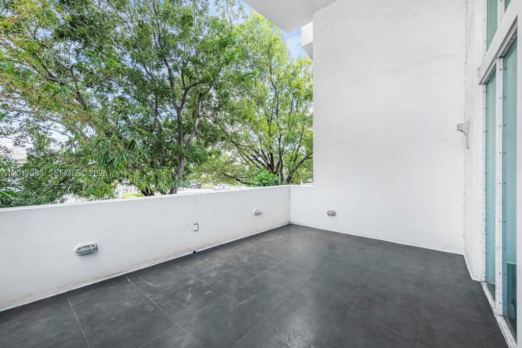 1428 West Ave # 206