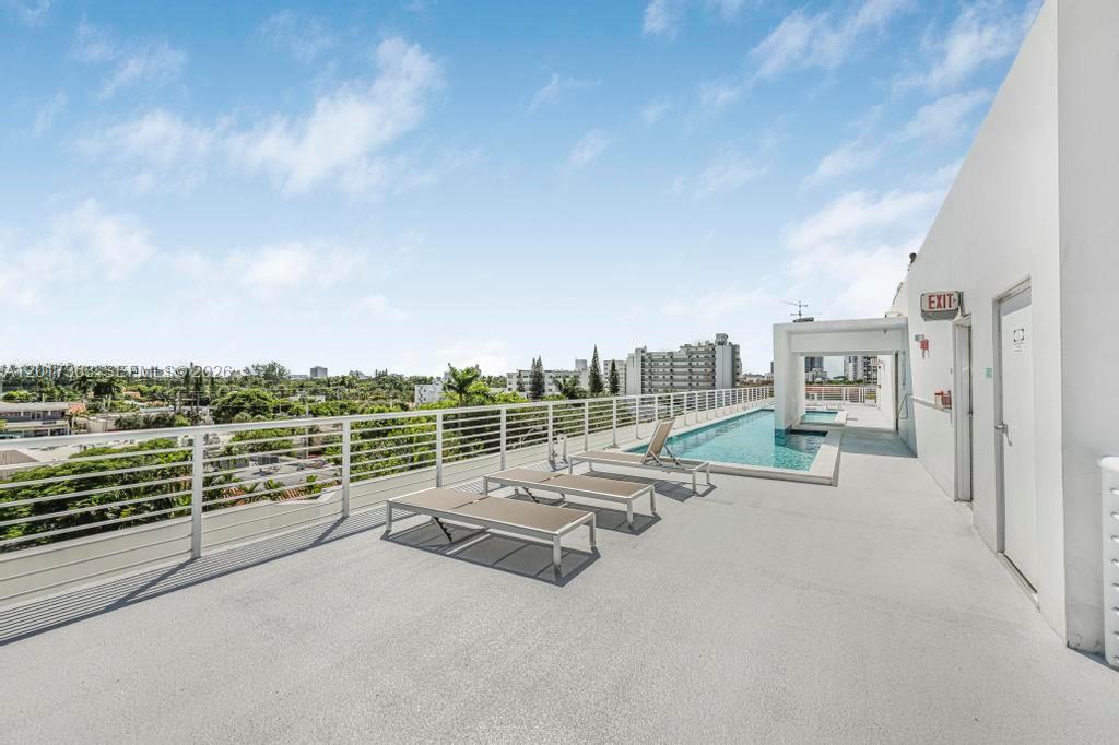 1428 West Ave # 206