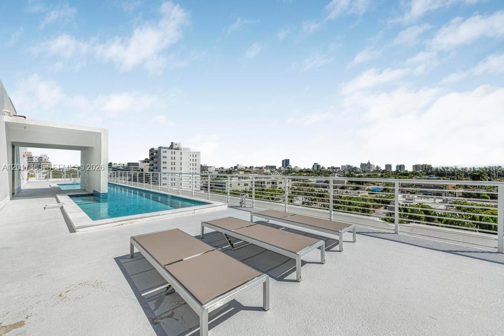 1428 West Ave # 206