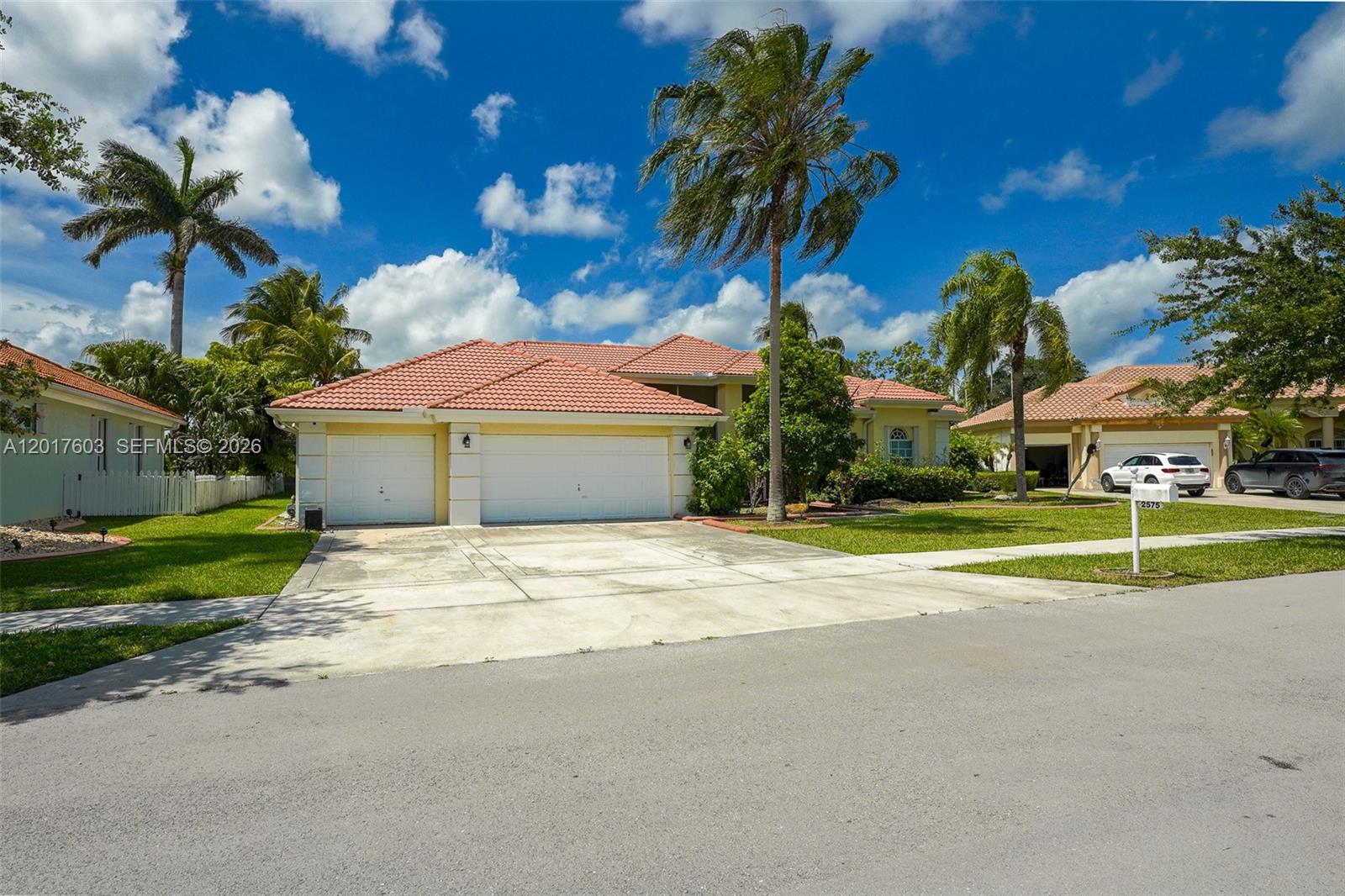 2575 Muirfield Ter