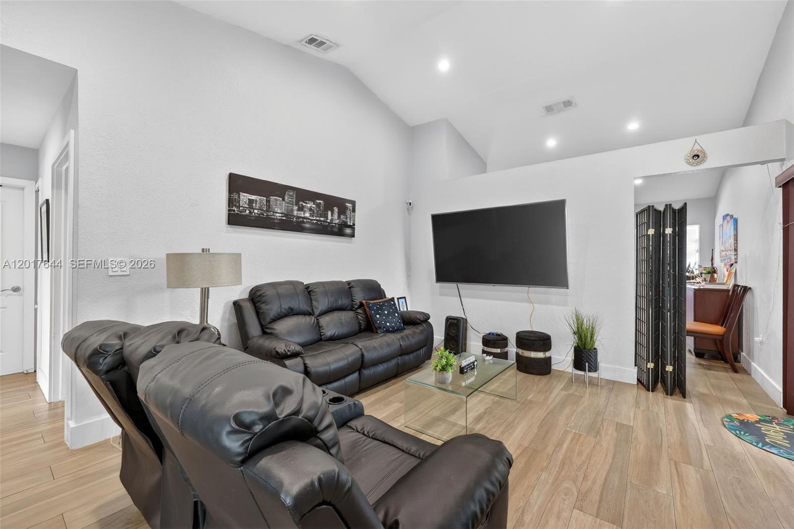 15613 SW 63rd Ter