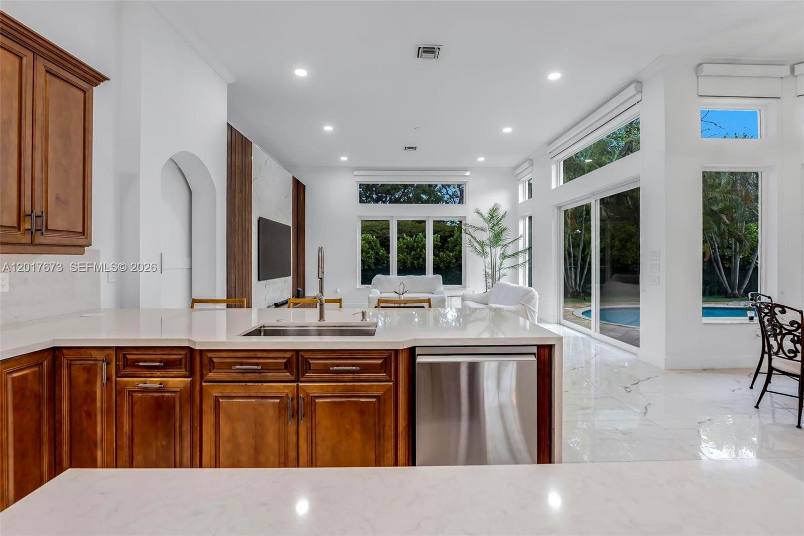 18700 SW 39th Ct