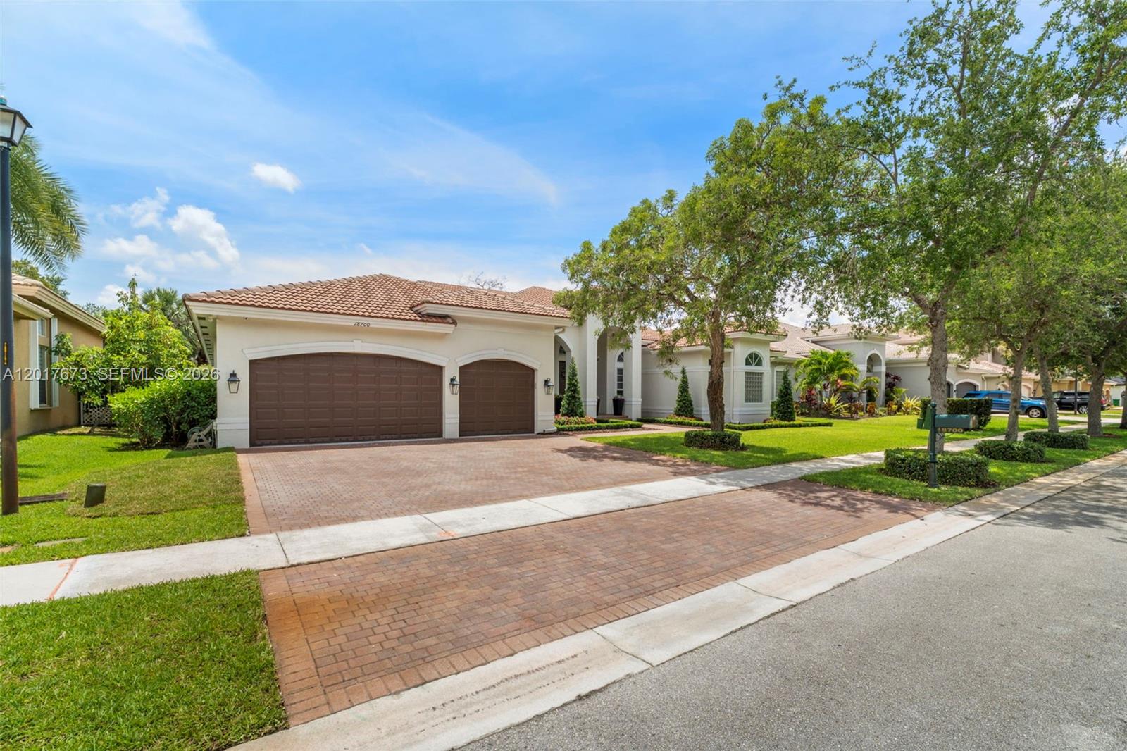 18700 SW 39th Ct