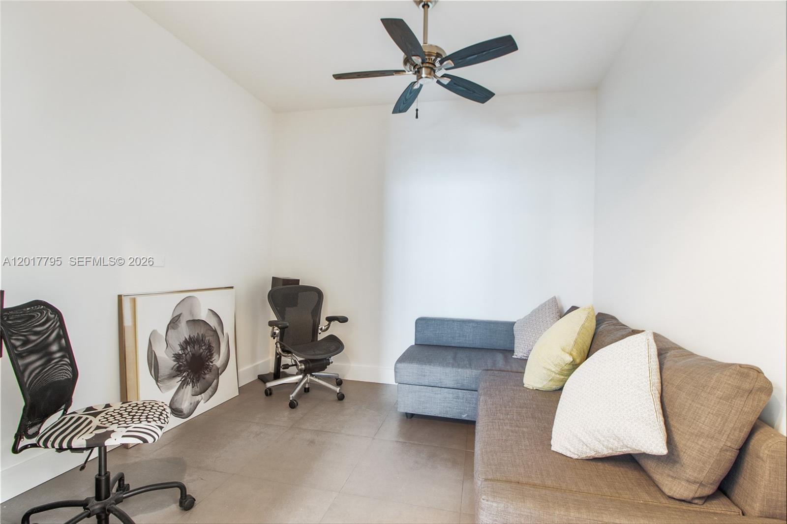 888 Biscayne Blvd # 2705