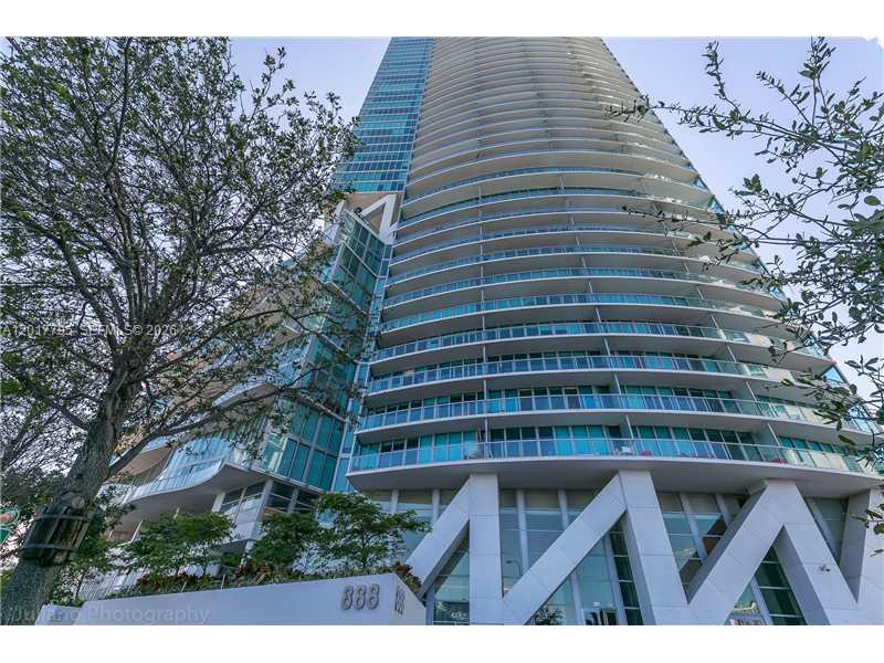 888 Biscayne Blvd # 2705