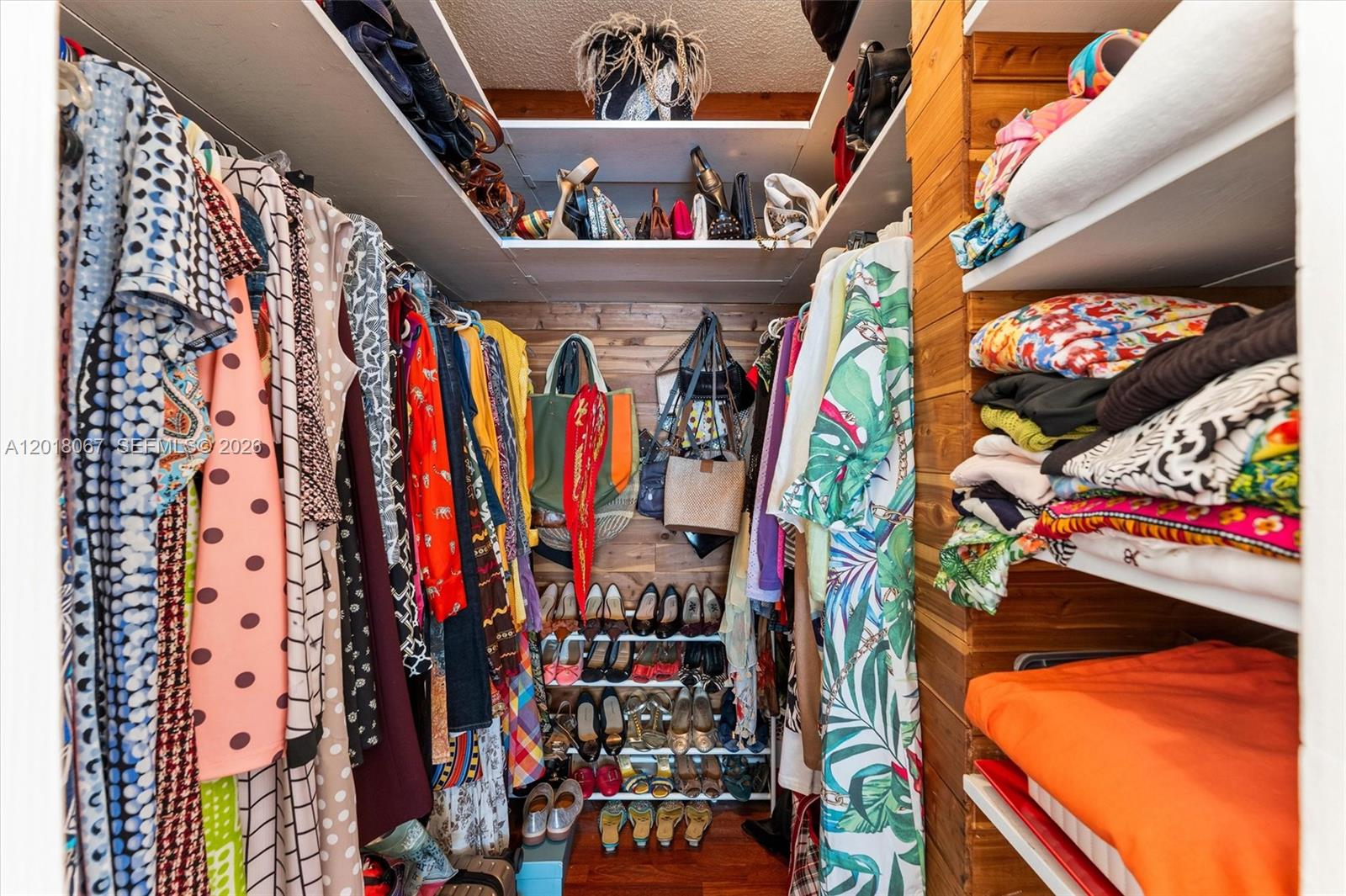 121 Golden Isles Dr # 707