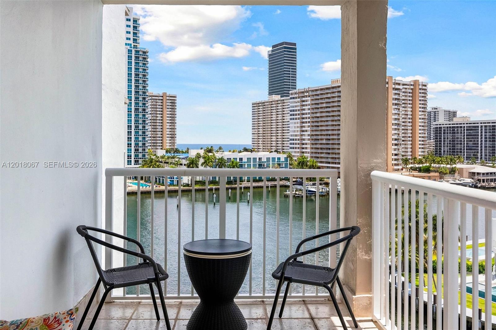 121 Golden Isles Dr # 707