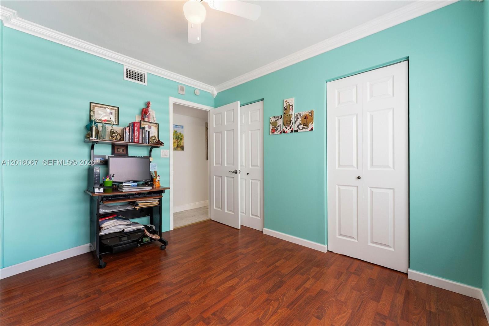 121 Golden Isles Dr # 707