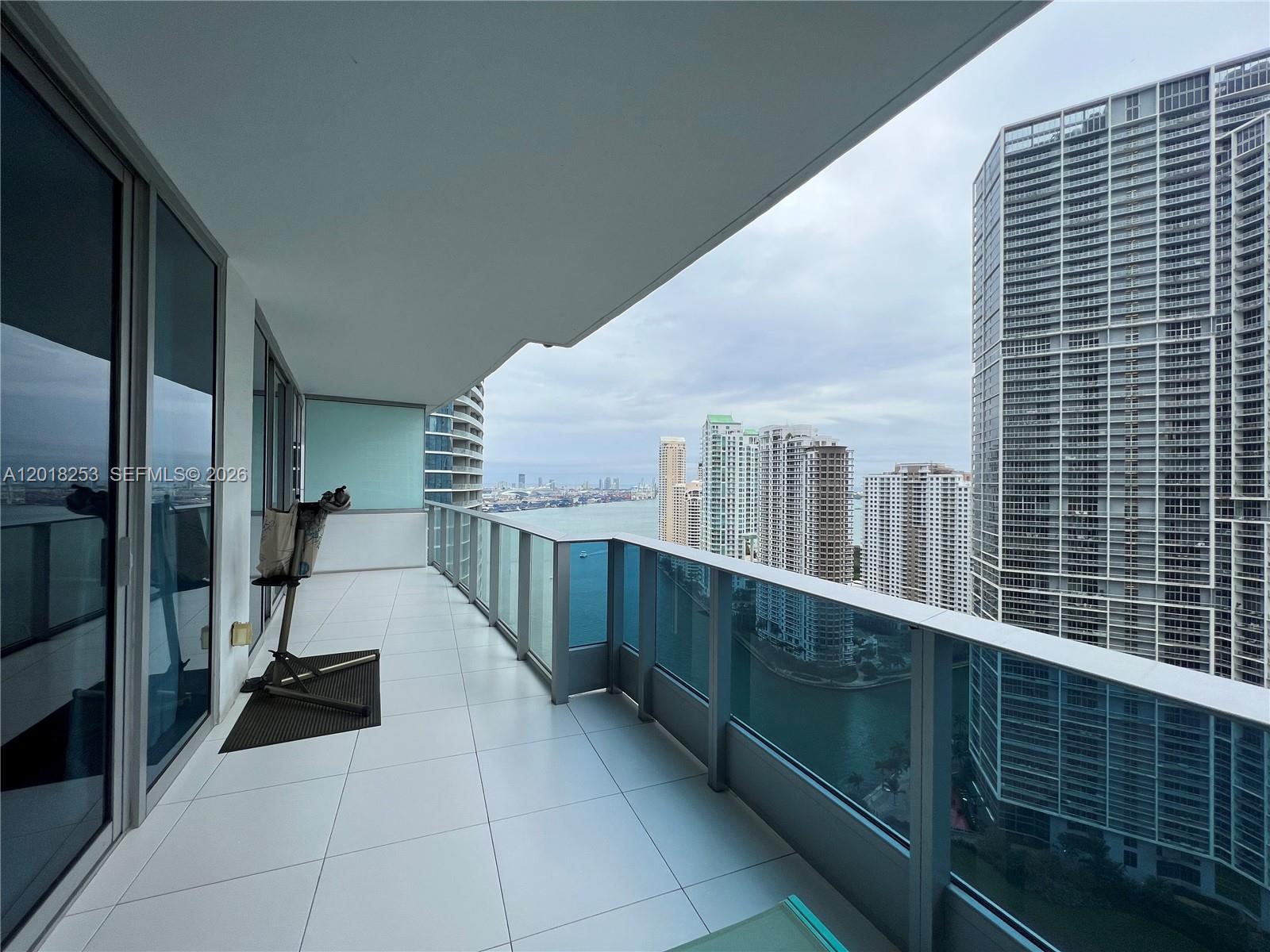 200 Biscayne Boulevard Way # 3106