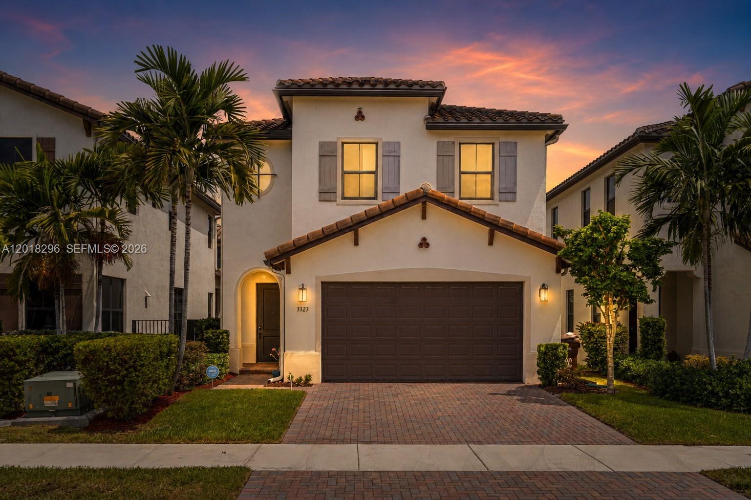 3323 W 96th Pl