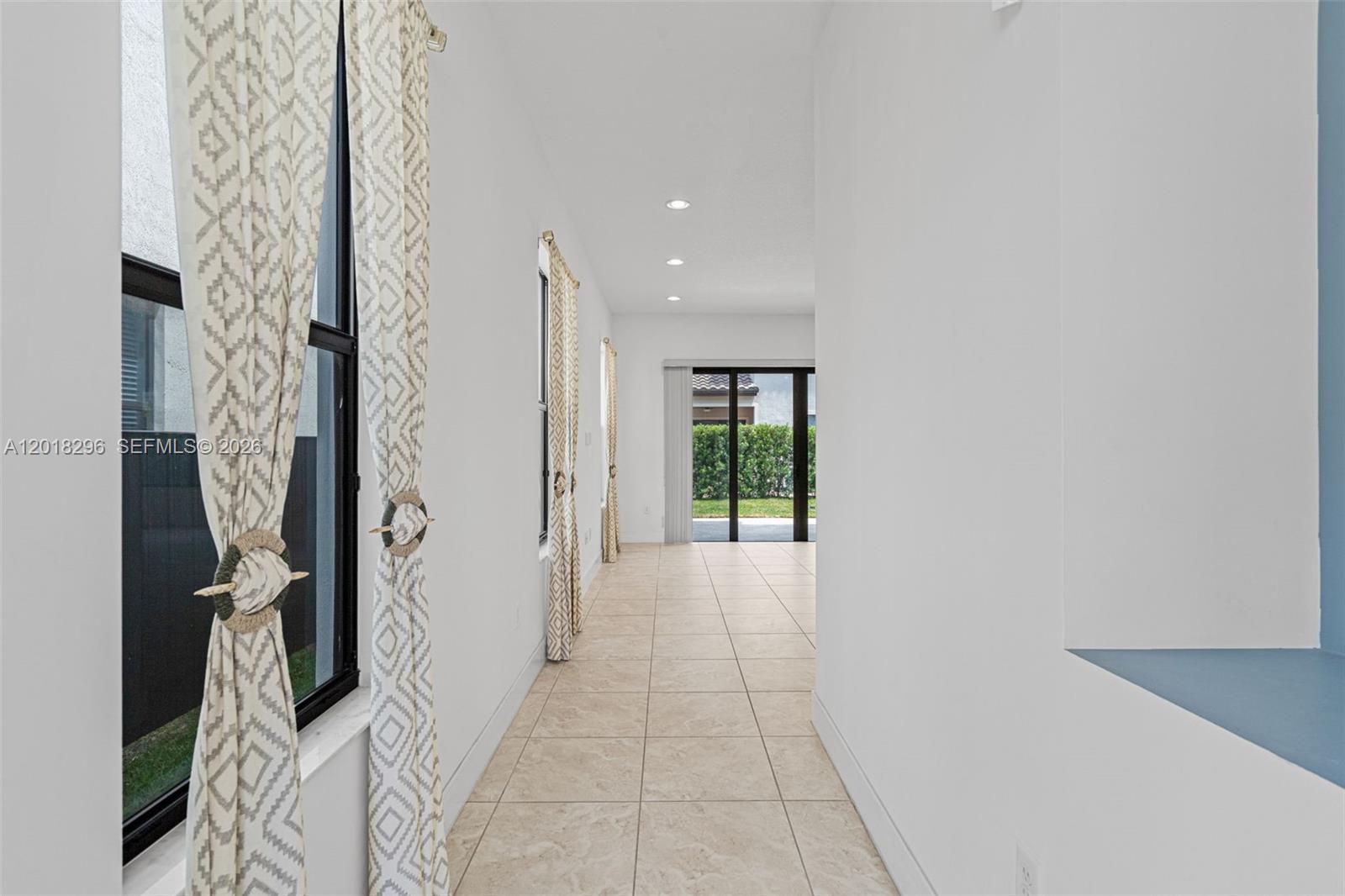 3323 W 96th Pl