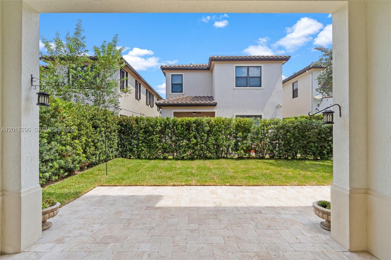 3323 W 96th Pl