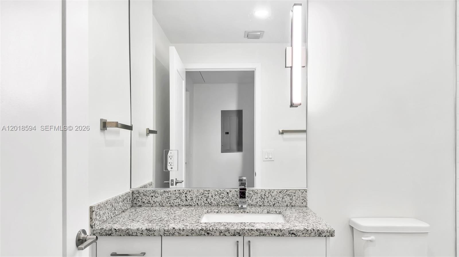 1536 NW 15th Ave # 203