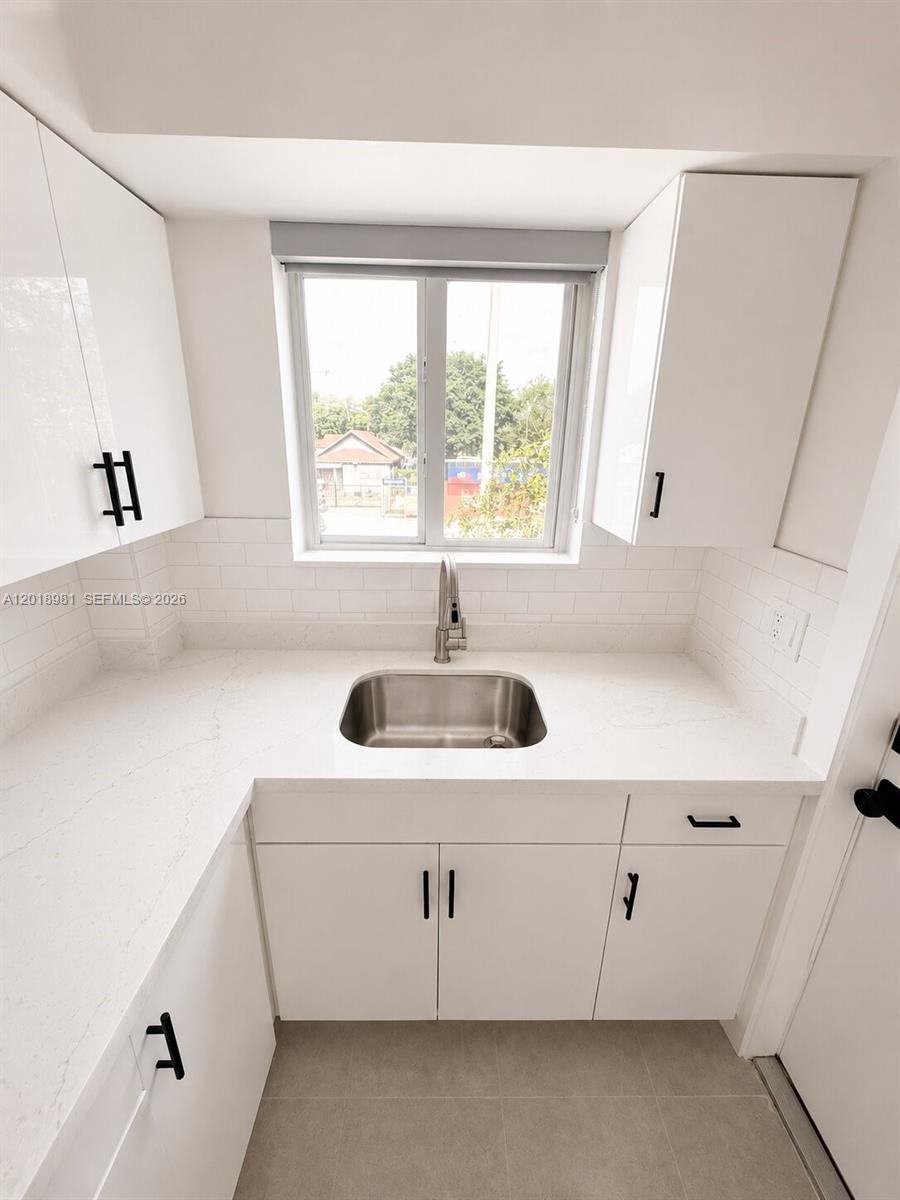 7600 N Miami Ave Unit: 0
