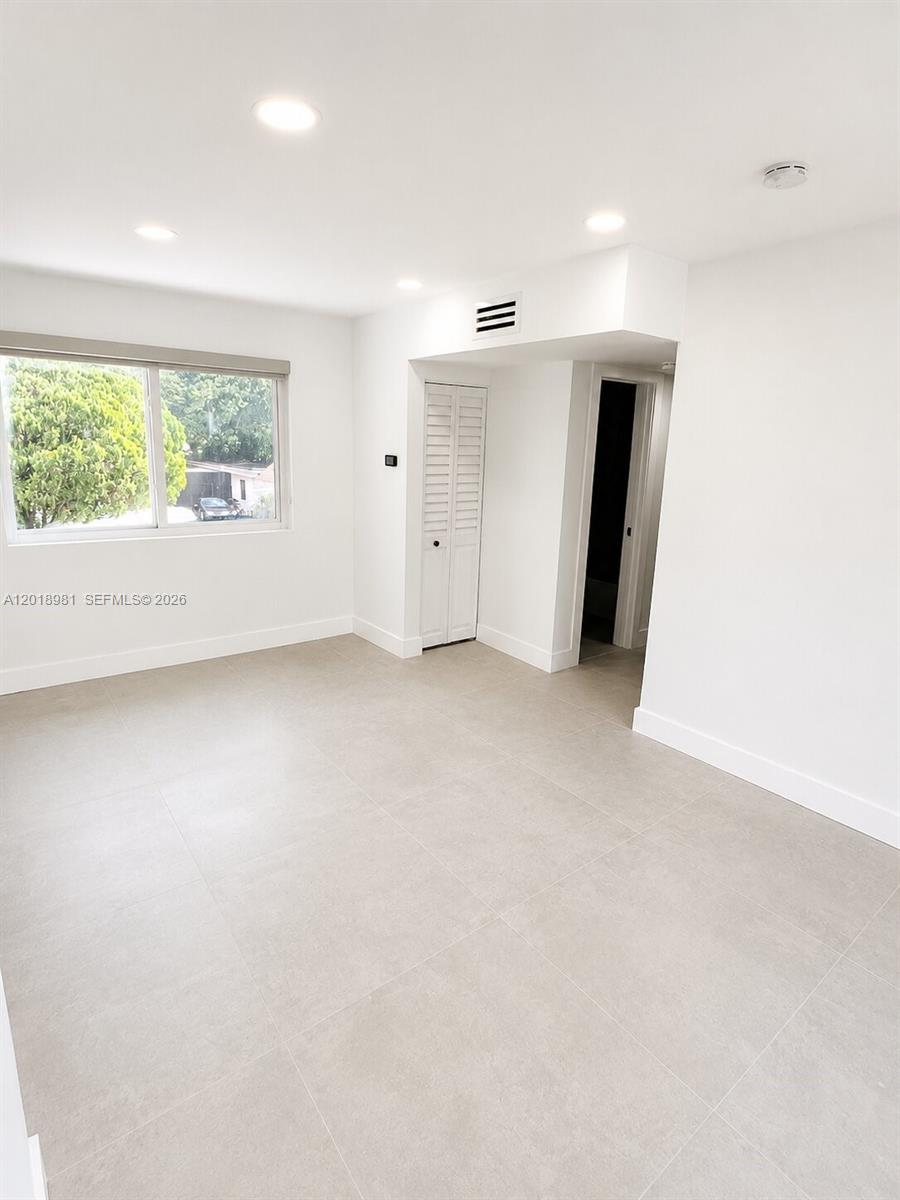 7600 N Miami Ave Unit: 0