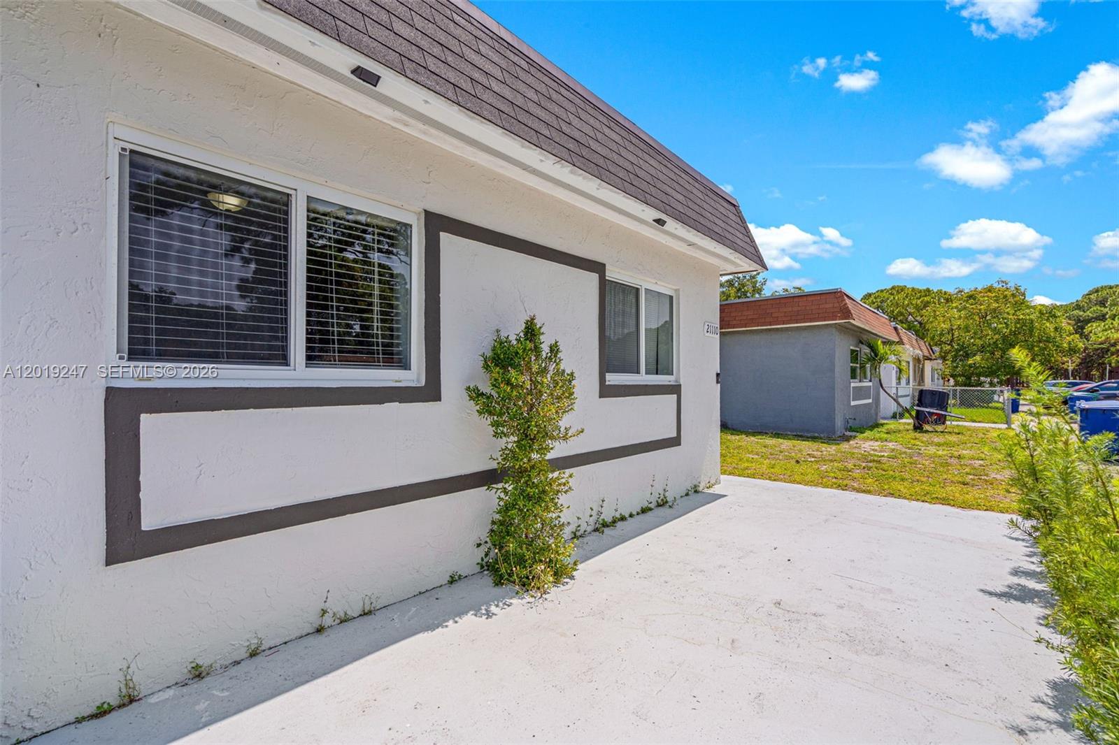 21110 NW 39th Ave