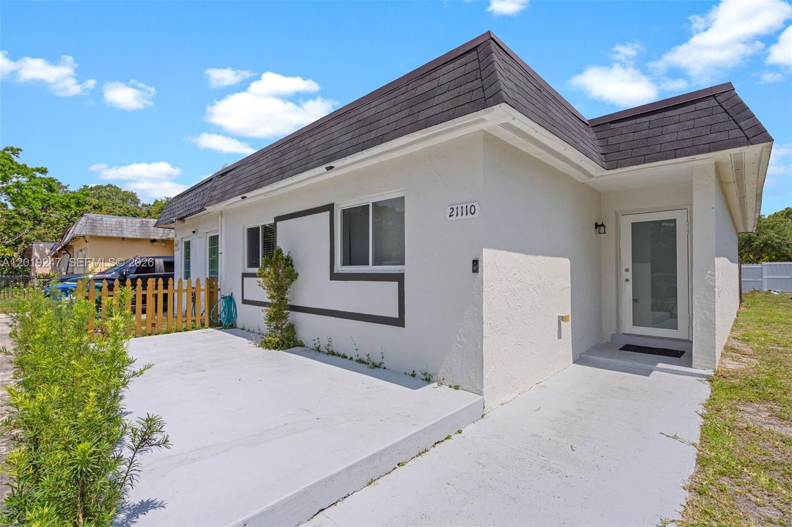21110 NW 39th Ave