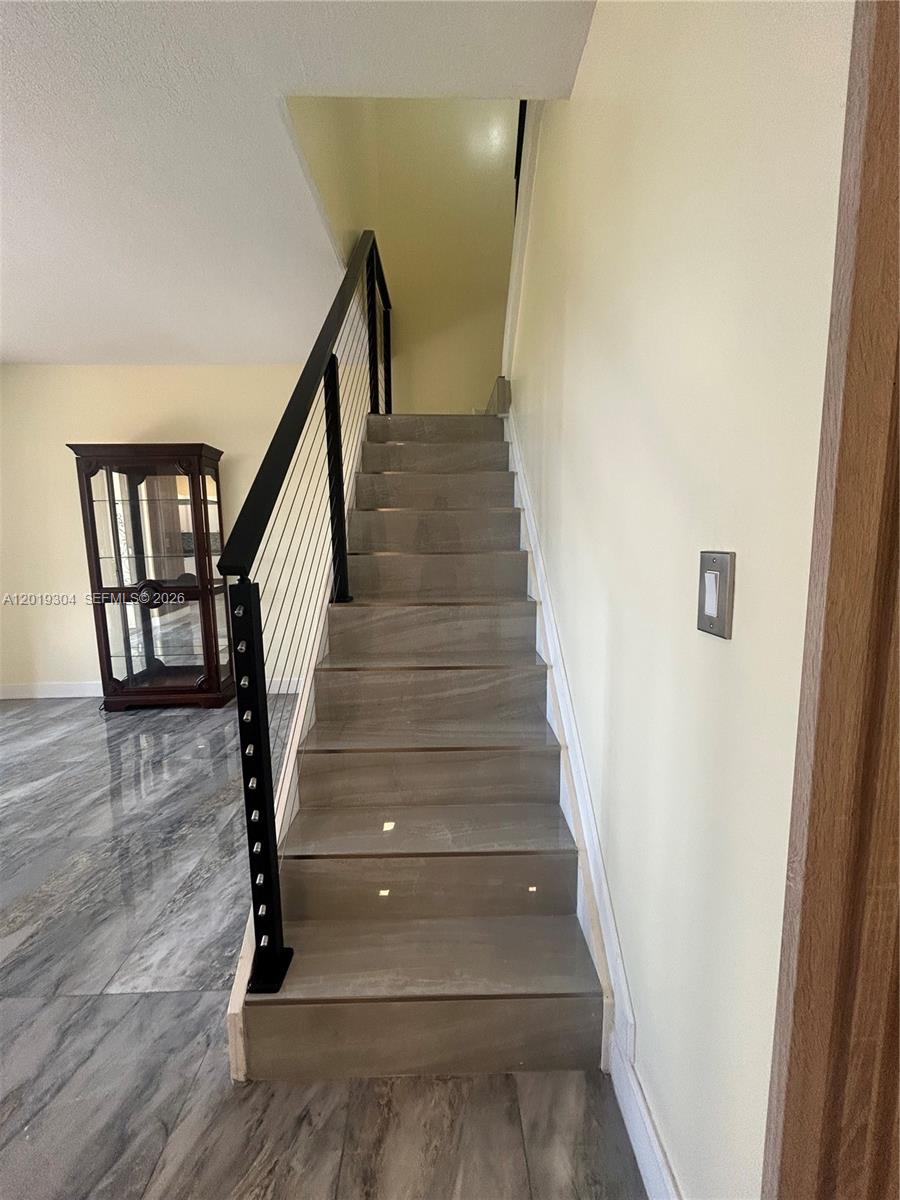 254 Riverwalk Cir
