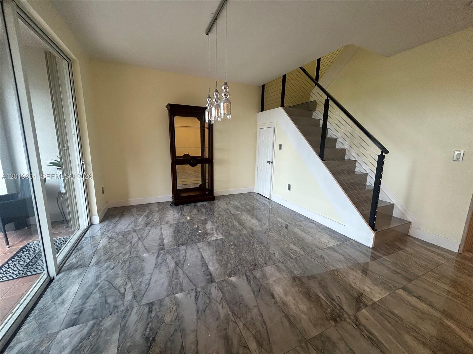 254 Riverwalk Cir