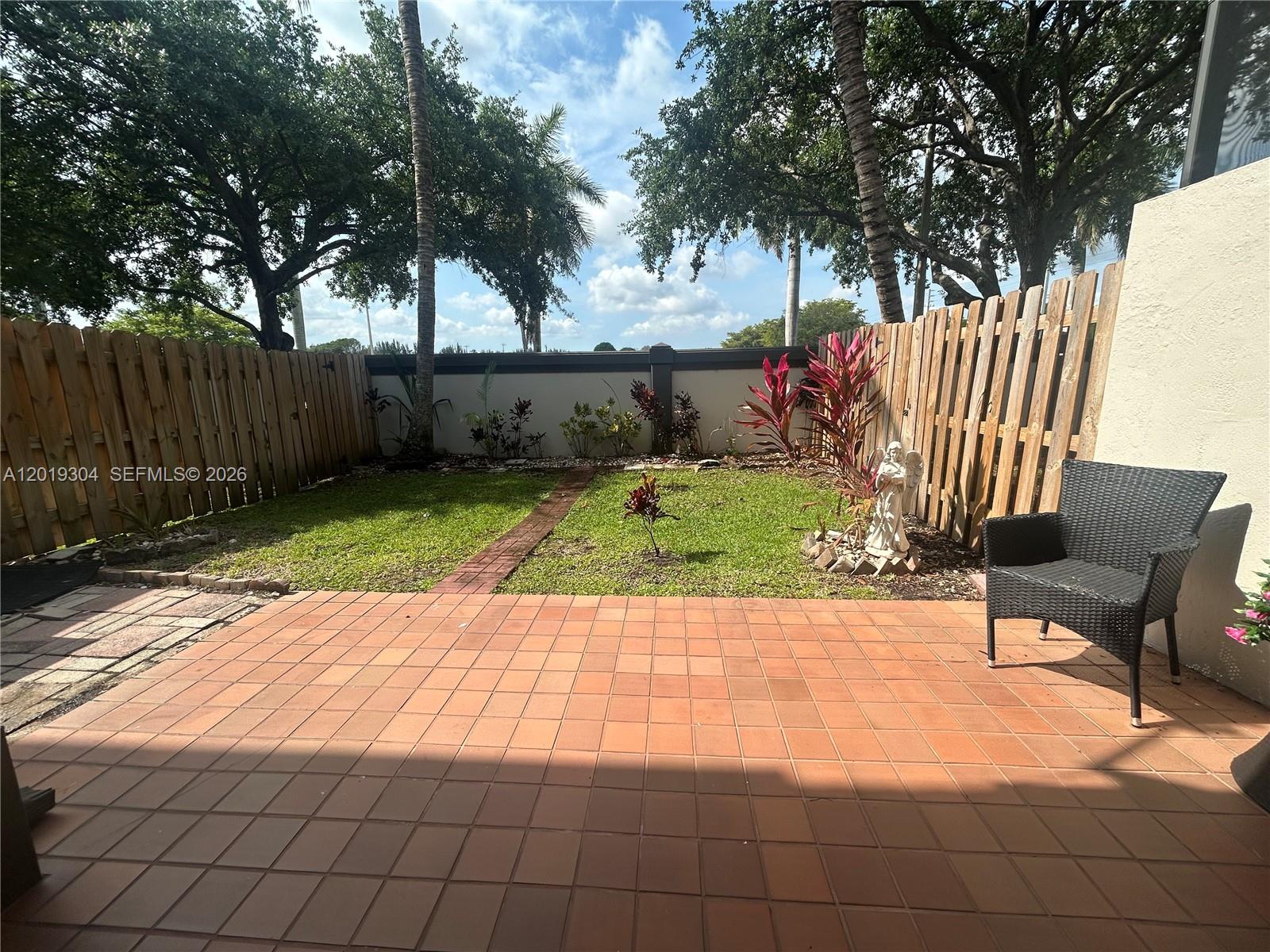 254 Riverwalk Cir