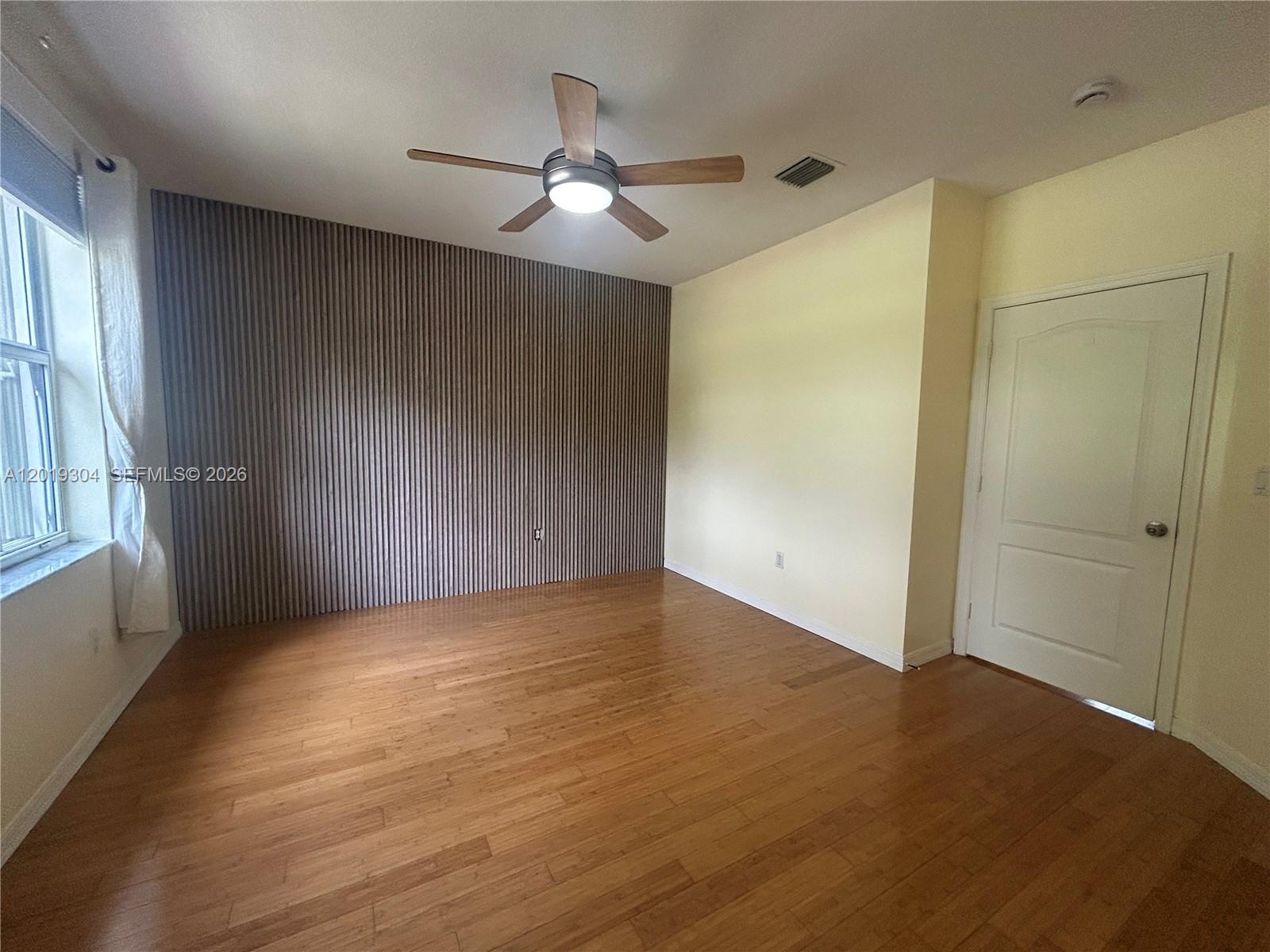 254 Riverwalk Cir