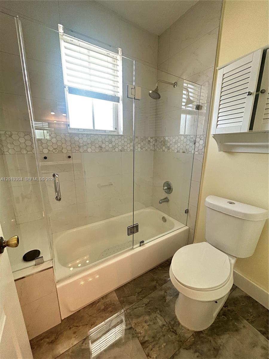 254 Riverwalk Cir
