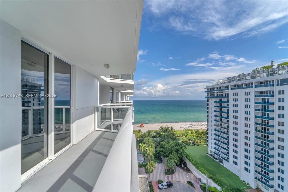 2401 Collins Ave # 1807