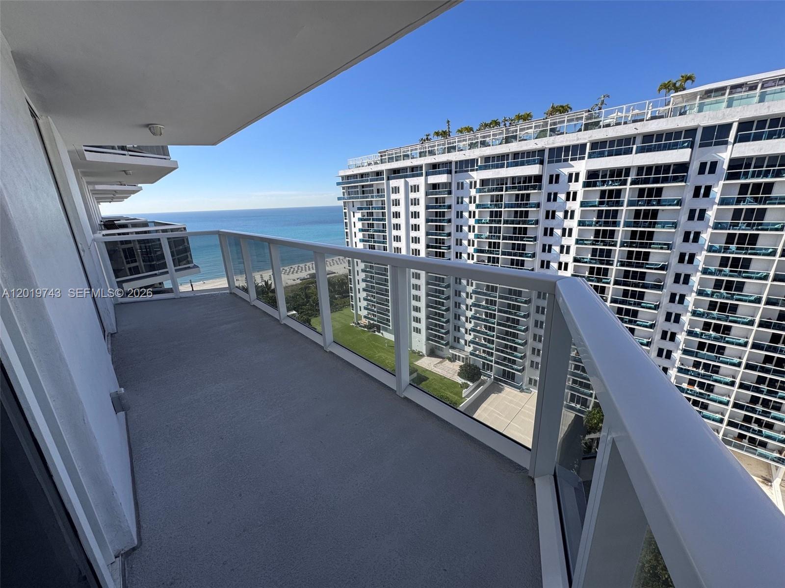 2401 Collins Ave # 1807